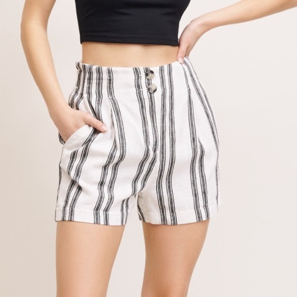 Dynamite High Rise Linen Shorts - Picture 4 of 5